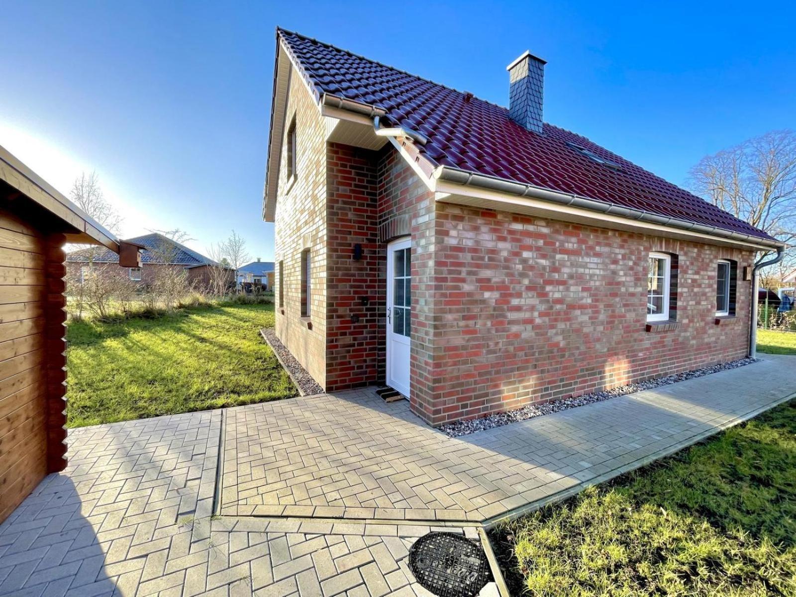Holiday home Alleenhuus